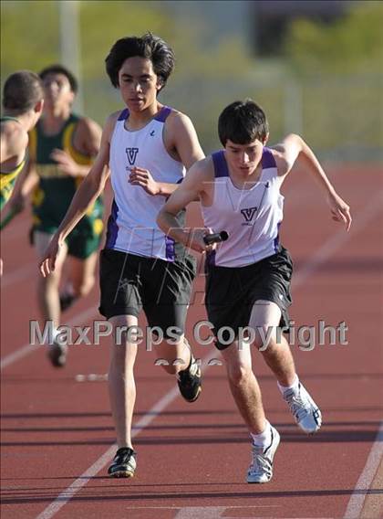 Thumbnail 3 in Valencia vs Canyon  photogallery.