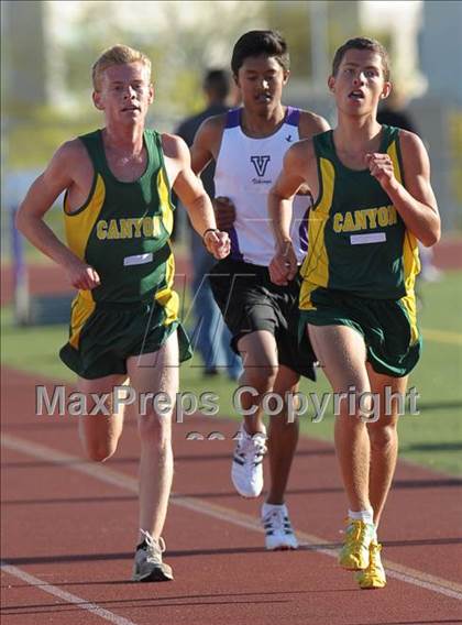 Thumbnail 3 in Valencia vs Canyon  photogallery.