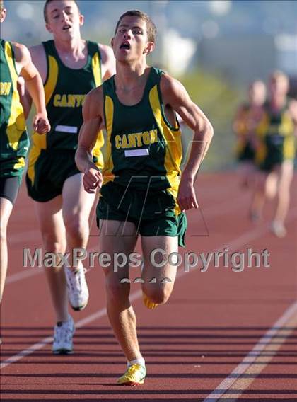 Thumbnail 3 in Valencia vs Canyon  photogallery.