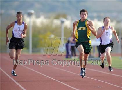 Thumbnail 3 in Valencia vs Canyon  photogallery.