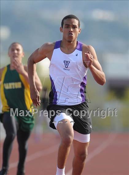Thumbnail 3 in Valencia vs Canyon  photogallery.