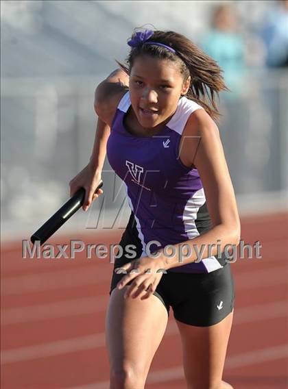 Thumbnail 2 in Valencia vs Canyon  photogallery.