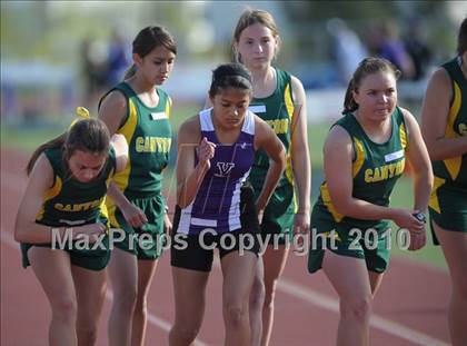 Thumbnail 3 in Valencia vs Canyon  photogallery.
