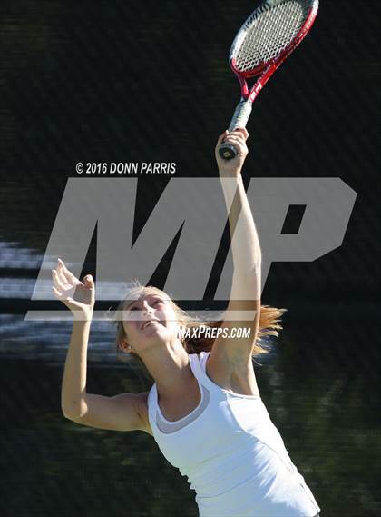 Thumbnail 1 in Harvard-Westlake vs. Clovis North (CIF SoCal Regional Team Tennis Championships) photogallery.