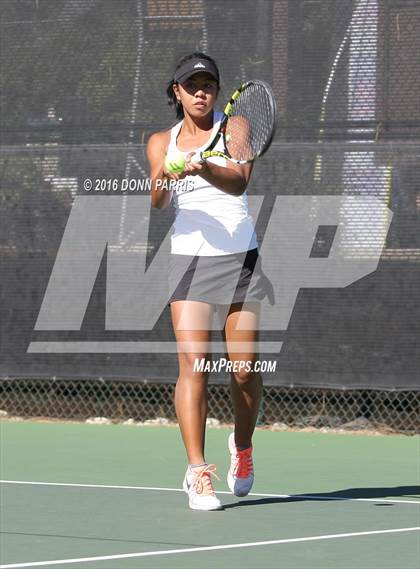 Thumbnail 2 in Harvard-Westlake vs. Clovis North (CIF SoCal Regional Team Tennis Championships) photogallery.