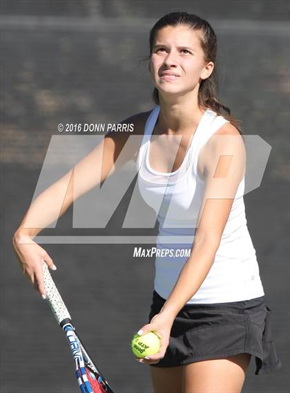 Thumbnail 2 in Harvard-Westlake vs. Clovis North (CIF SoCal Regional Team Tennis Championships) photogallery.