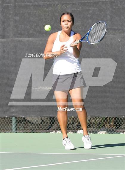 Thumbnail 2 in Harvard-Westlake vs. Clovis North (CIF SoCal Regional Team Tennis Championships) photogallery.