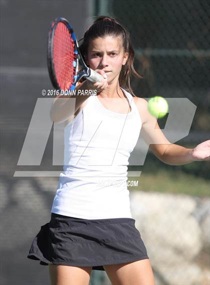 Thumbnail 3 in Harvard-Westlake vs. Clovis North (CIF SoCal Regional Team Tennis Championships) photogallery.