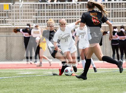 Thumbnail 1 in Rocky Mountain vs. Arapahoe (CHSAA 5A Semi-Final) photogallery.