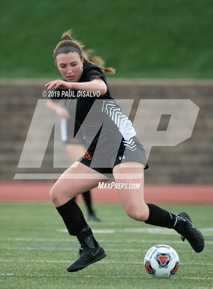 Thumbnail 2 in Rocky Mountain vs. Arapahoe (CHSAA 5A Semi-Final) photogallery.