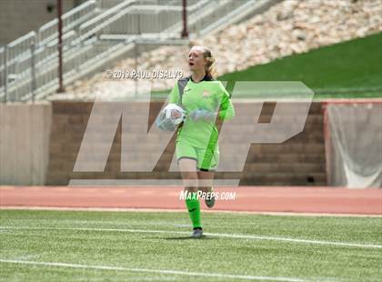 Thumbnail 3 in Rocky Mountain vs. Arapahoe (CHSAA 5A Semi-Final) photogallery.