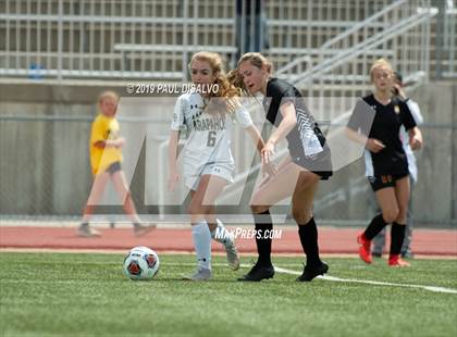 Thumbnail 1 in Rocky Mountain vs. Arapahoe (CHSAA 5A Semi-Final) photogallery.