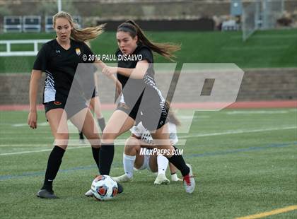 Thumbnail 1 in Rocky Mountain vs. Arapahoe (CHSAA 5A Semi-Final) photogallery.