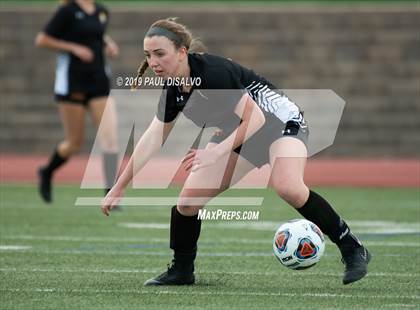 Thumbnail 3 in Rocky Mountain vs. Arapahoe (CHSAA 5A Semi-Final) photogallery.