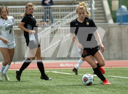 Thumbnail 3 in Rocky Mountain vs. Arapahoe (CHSAA 5A Semi-Final) photogallery.