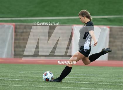 Thumbnail 2 in Rocky Mountain vs. Arapahoe (CHSAA 5A Semi-Final) photogallery.