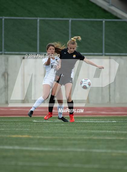 Thumbnail 1 in Rocky Mountain vs. Arapahoe (CHSAA 5A Semi-Final) photogallery.