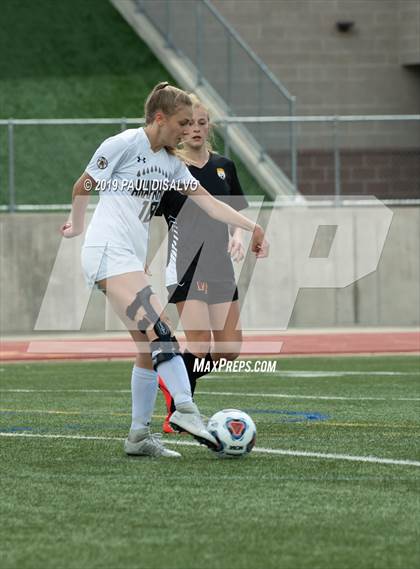 Thumbnail 1 in Rocky Mountain vs. Arapahoe (CHSAA 5A Semi-Final) photogallery.