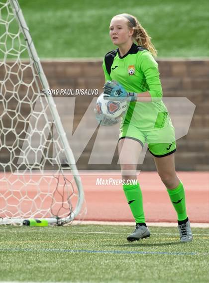 Thumbnail 1 in Rocky Mountain vs. Arapahoe (CHSAA 5A Semi-Final) photogallery.