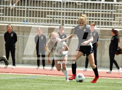 Thumbnail 2 in Rocky Mountain vs. Arapahoe (CHSAA 5A Semi-Final) photogallery.