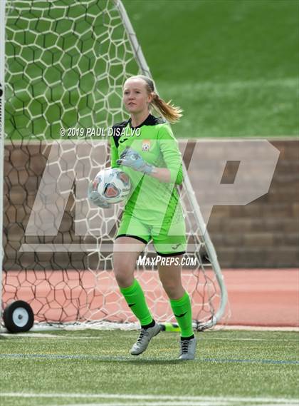 Thumbnail 1 in Rocky Mountain vs. Arapahoe (CHSAA 5A Semi-Final) photogallery.