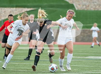 Thumbnail 3 in Rocky Mountain vs. Arapahoe (CHSAA 5A Semi-Final) photogallery.