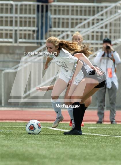 Thumbnail 1 in Rocky Mountain vs. Arapahoe (CHSAA 5A Semi-Final) photogallery.