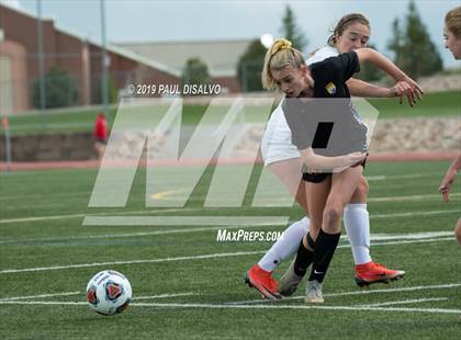 Thumbnail 3 in Rocky Mountain vs. Arapahoe (CHSAA 5A Semi-Final) photogallery.