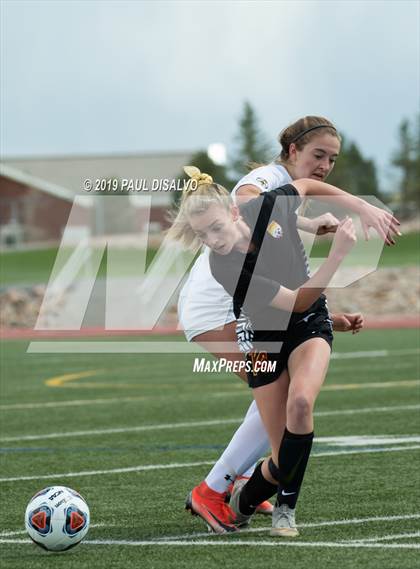 Thumbnail 2 in Rocky Mountain vs. Arapahoe (CHSAA 5A Semi-Final) photogallery.