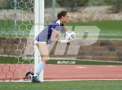 Thumbnail 3 in Rocky Mountain vs. Arapahoe (CHSAA 5A Semi-Final) photogallery.