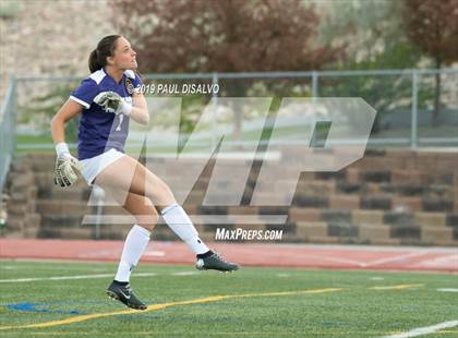Thumbnail 1 in Rocky Mountain vs. Arapahoe (CHSAA 5A Semi-Final) photogallery.