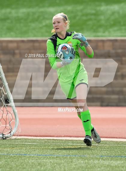 Thumbnail 1 in Rocky Mountain vs. Arapahoe (CHSAA 5A Semi-Final) photogallery.