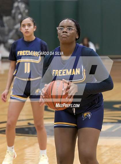 Thumbnail 2 in Mayde Creek vs. Freeman photogallery.