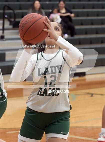 Thumbnail 1 in Mayde Creek vs. Freeman photogallery.