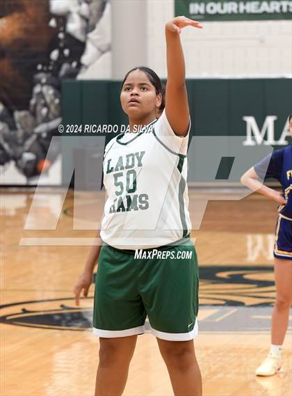 Thumbnail 3 in Mayde Creek vs. Freeman photogallery.