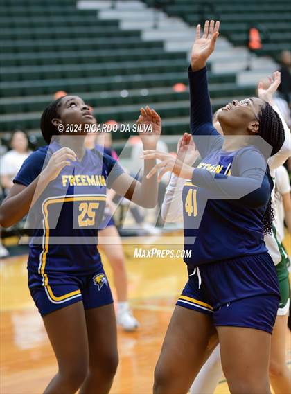 Thumbnail 2 in Mayde Creek vs. Freeman photogallery.