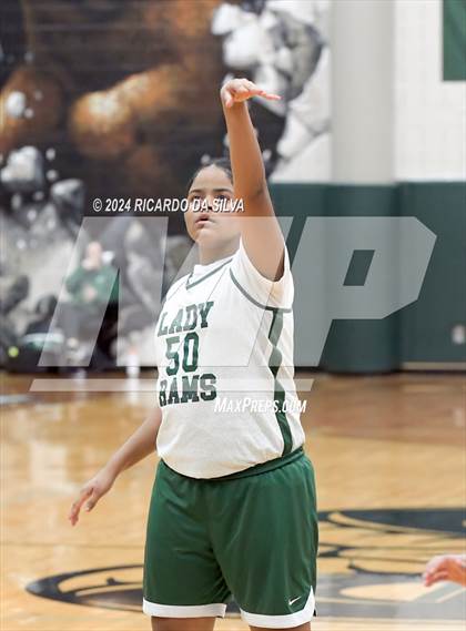 Thumbnail 2 in Mayde Creek vs. Freeman photogallery.