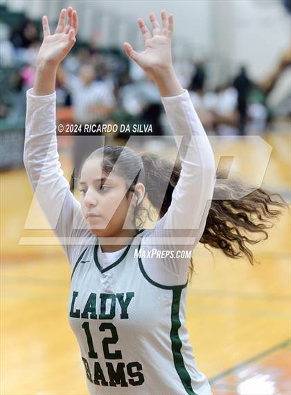 Thumbnail 1 in Mayde Creek vs. Freeman photogallery.