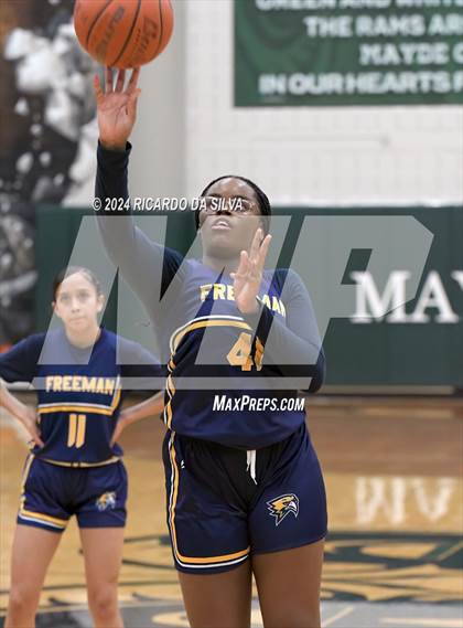 Thumbnail 2 in Mayde Creek vs. Freeman photogallery.