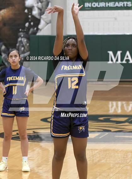 Thumbnail 1 in Mayde Creek vs. Freeman photogallery.