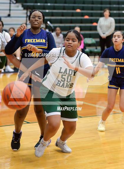 Thumbnail 2 in Mayde Creek vs. Freeman photogallery.
