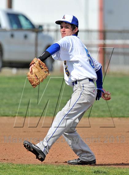 Thumbnail 2 in Leonard vs Paradise (Pottsboro Tournament) photogallery.