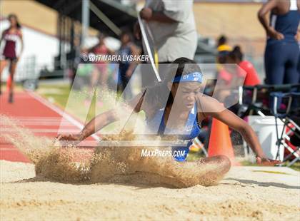 Thumbnail 3 in UIL 17-6A Girls District Championship photogallery.