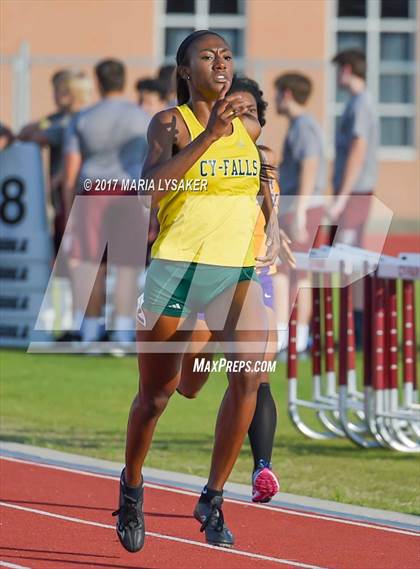 Thumbnail 3 in UIL 17-6A Girls District Championship photogallery.