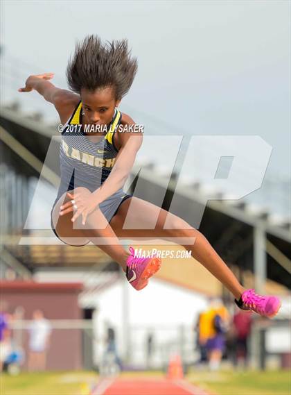 Thumbnail 1 in UIL 17-6A Girls District Championship photogallery.