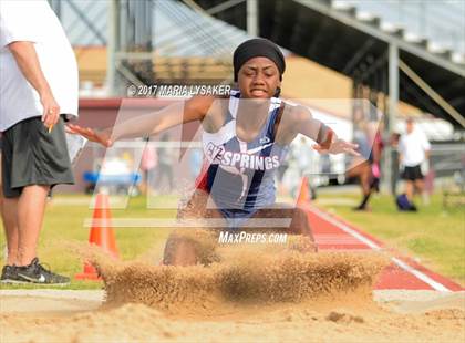 Thumbnail 1 in UIL 17-6A Girls District Championship photogallery.