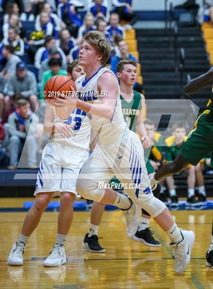 Thumbnail 3 in Gallatin @ Wilson Central photogallery.