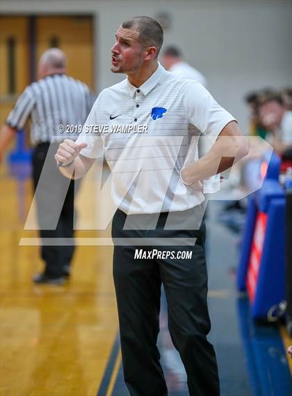 Thumbnail 3 in Gallatin @ Wilson Central photogallery.