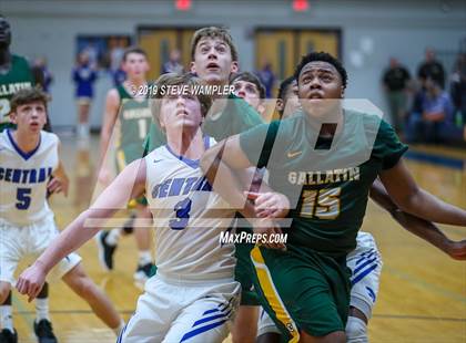 Thumbnail 3 in Gallatin @ Wilson Central photogallery.