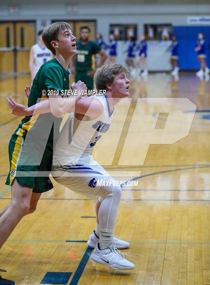 Thumbnail 3 in Gallatin @ Wilson Central photogallery.